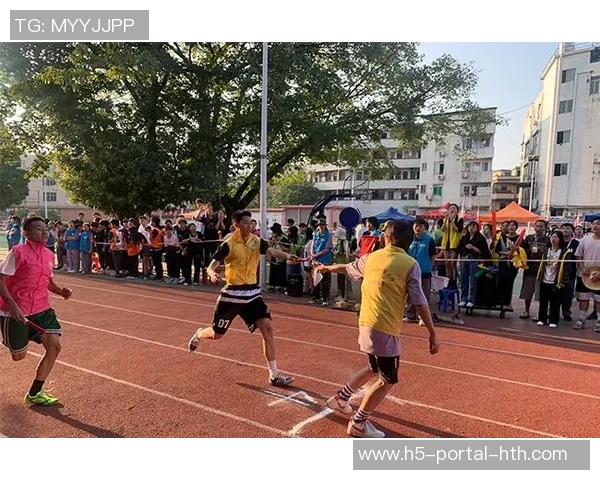 广东外语外贸大学女子足球队勇夺全国冠军展现青春风采