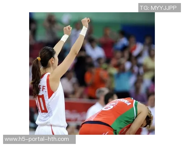 中国女篮迎战白俄罗斯力争胜利展现实力与团队精神